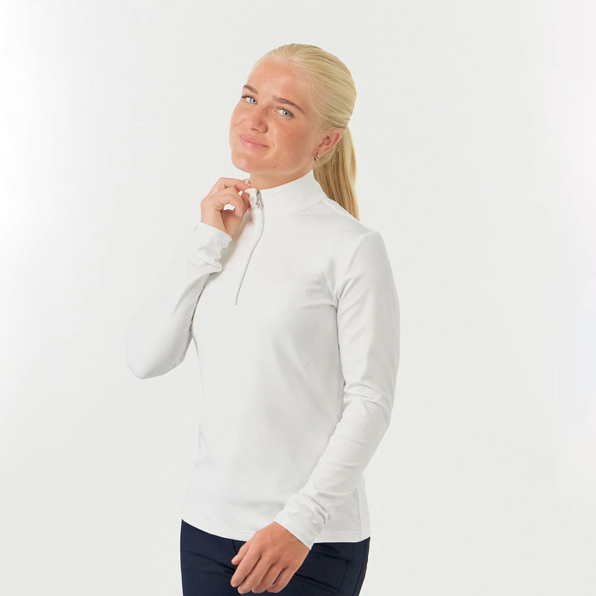 Pure Ladies Lightweight Mid-Layer Top in White