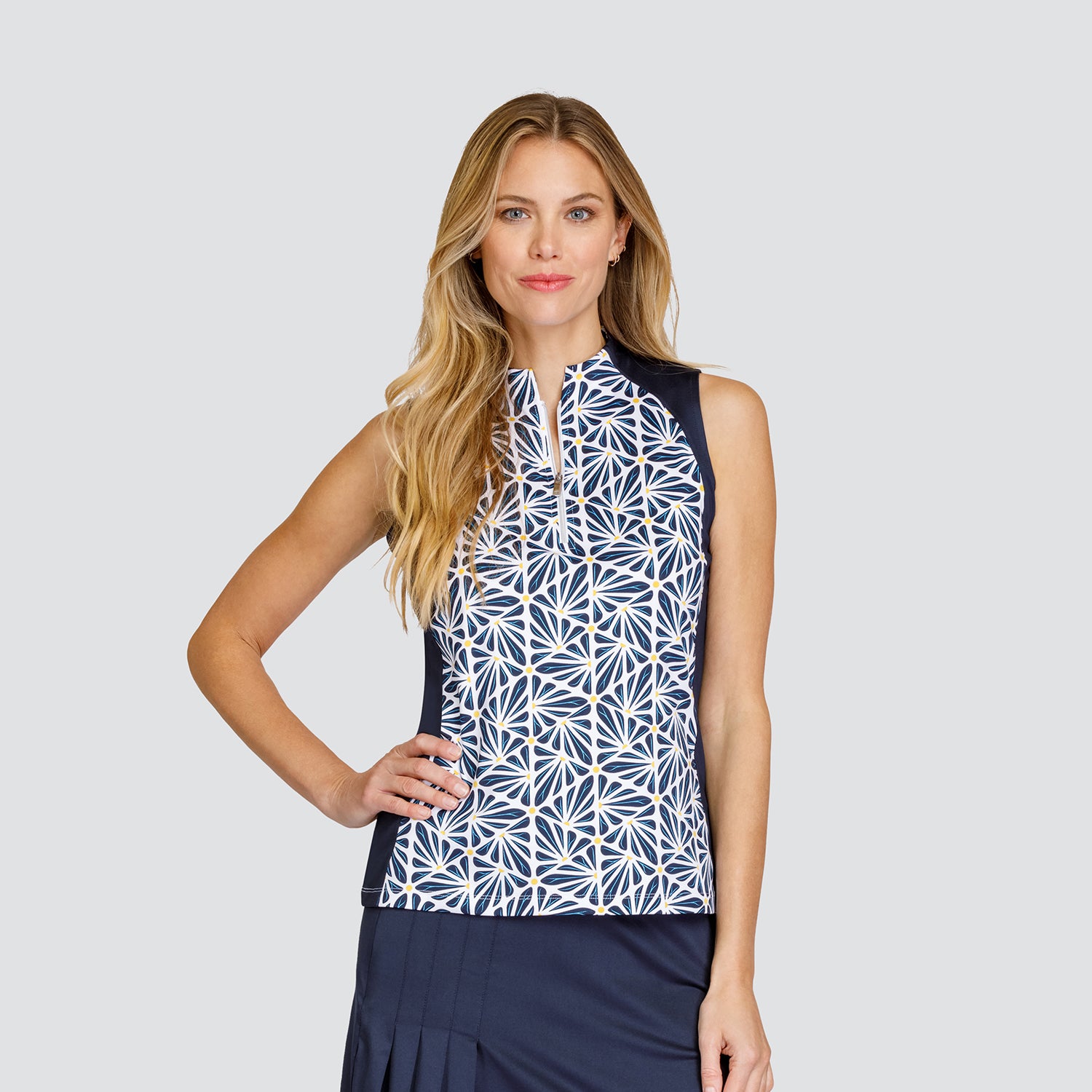 Tail Ladies Sleeveless Polo in Geometric Print 