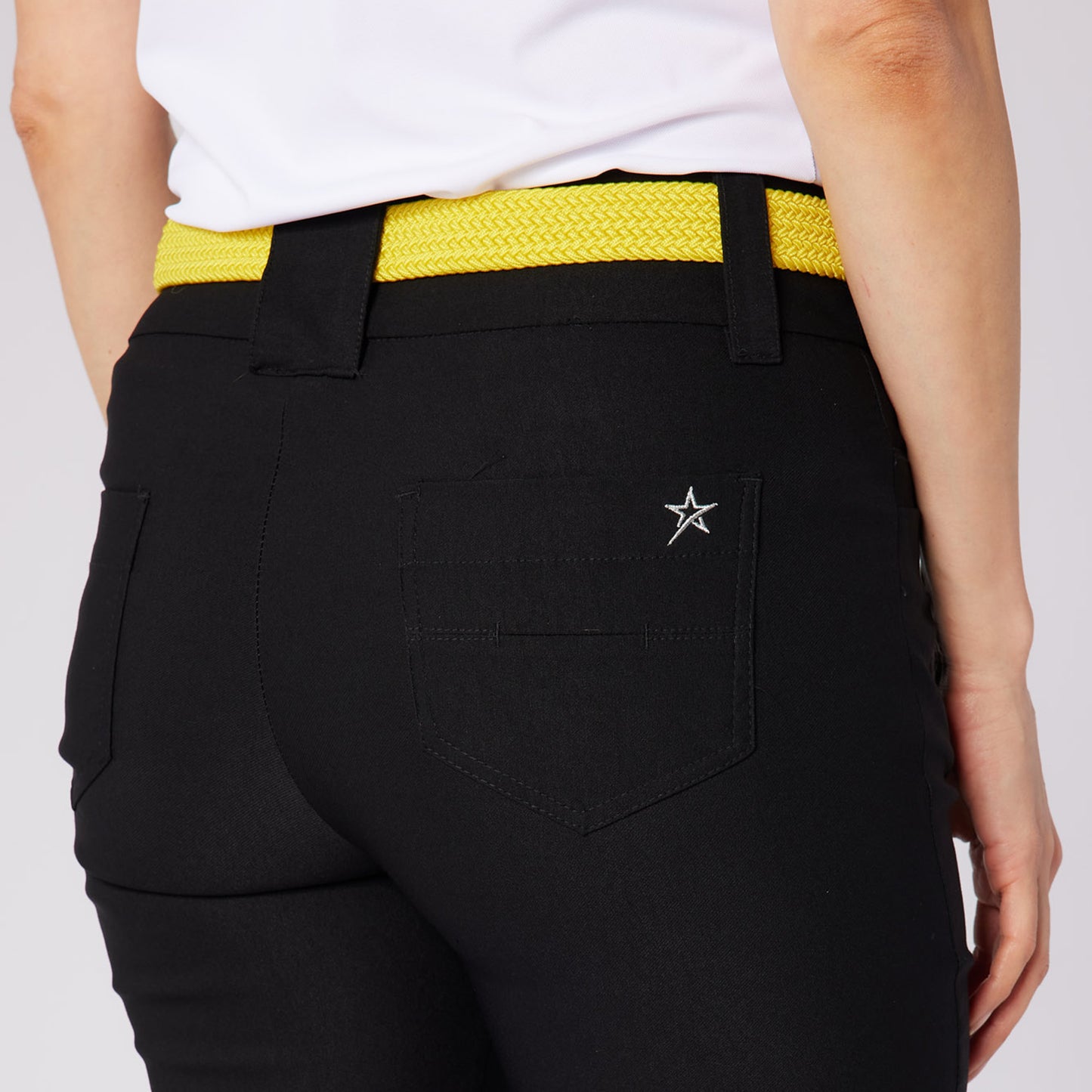 Swing Out Sister Women's Pull-On Stretch Black Golf Capris