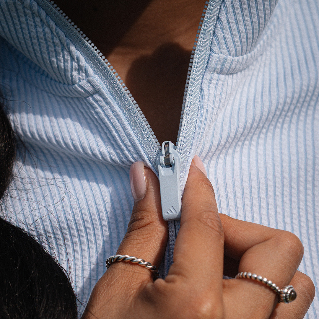 adidas Golf Ladies Full-Zip Textured Jacket – Lightweight Layering for Everyday Wear & On-Course Comfort