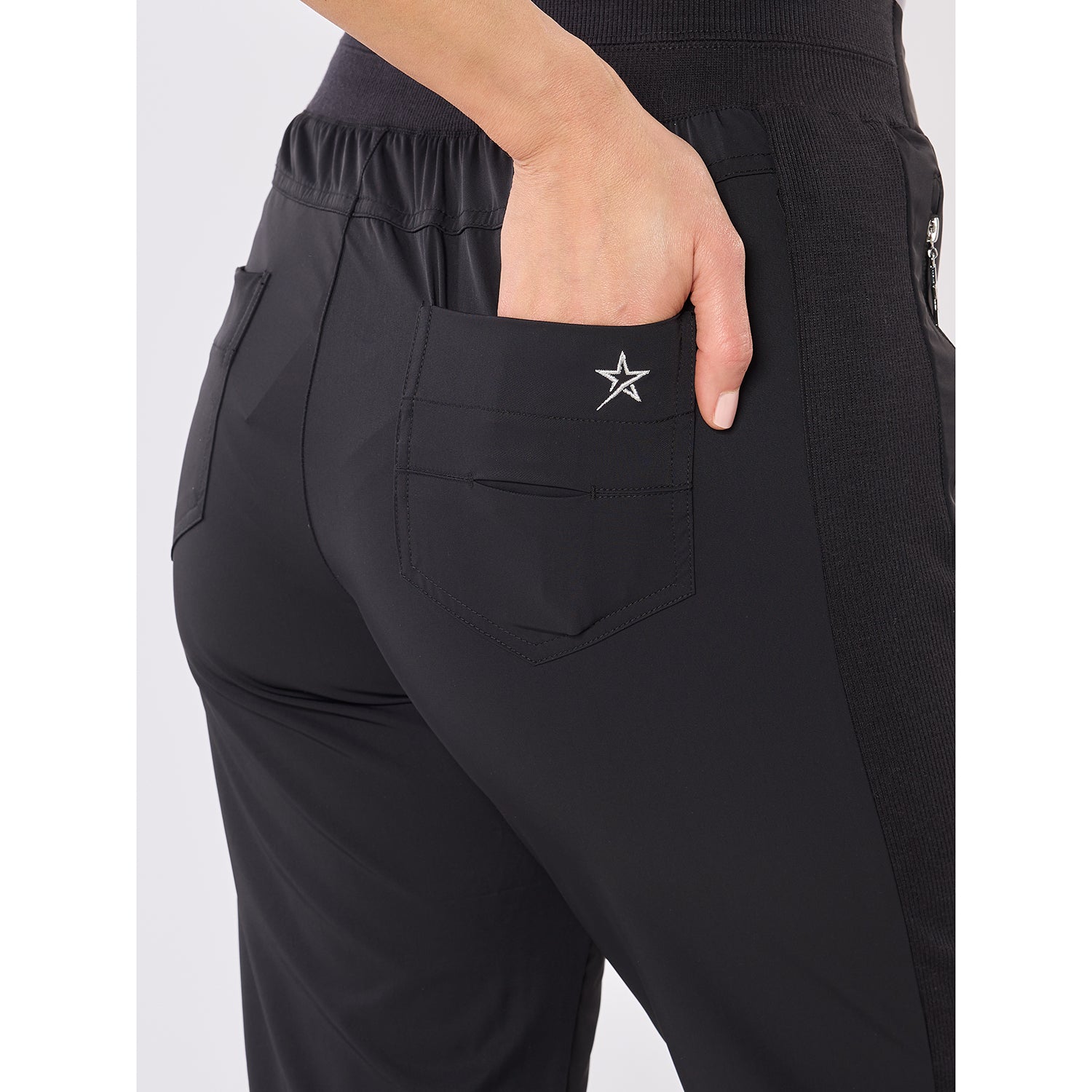 Swing Out Sister Ladies Black Pull-On Capris - Stretch Woven Comfort for Effortless Movement