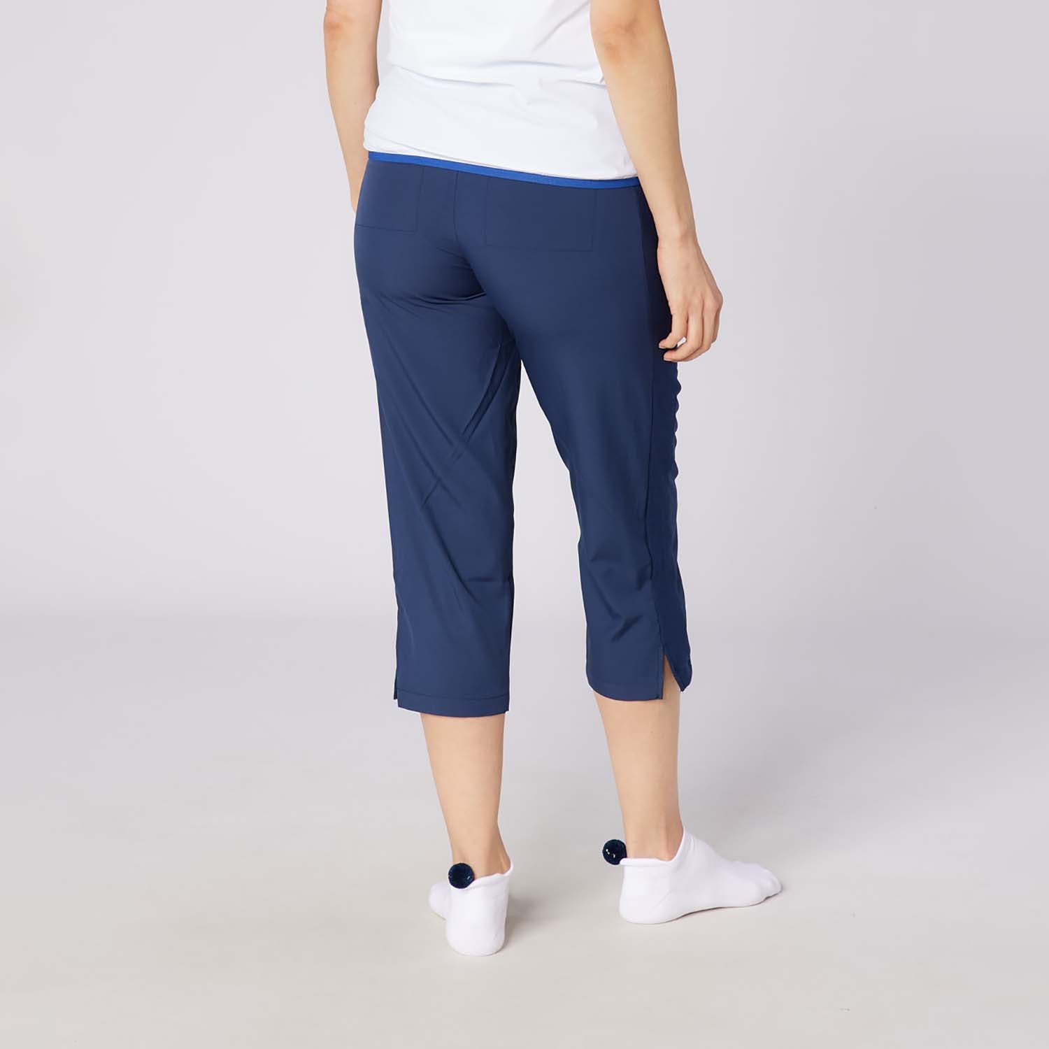Swing Out Sister Ladies Rita Lightweight Pull-On Capris in Navy