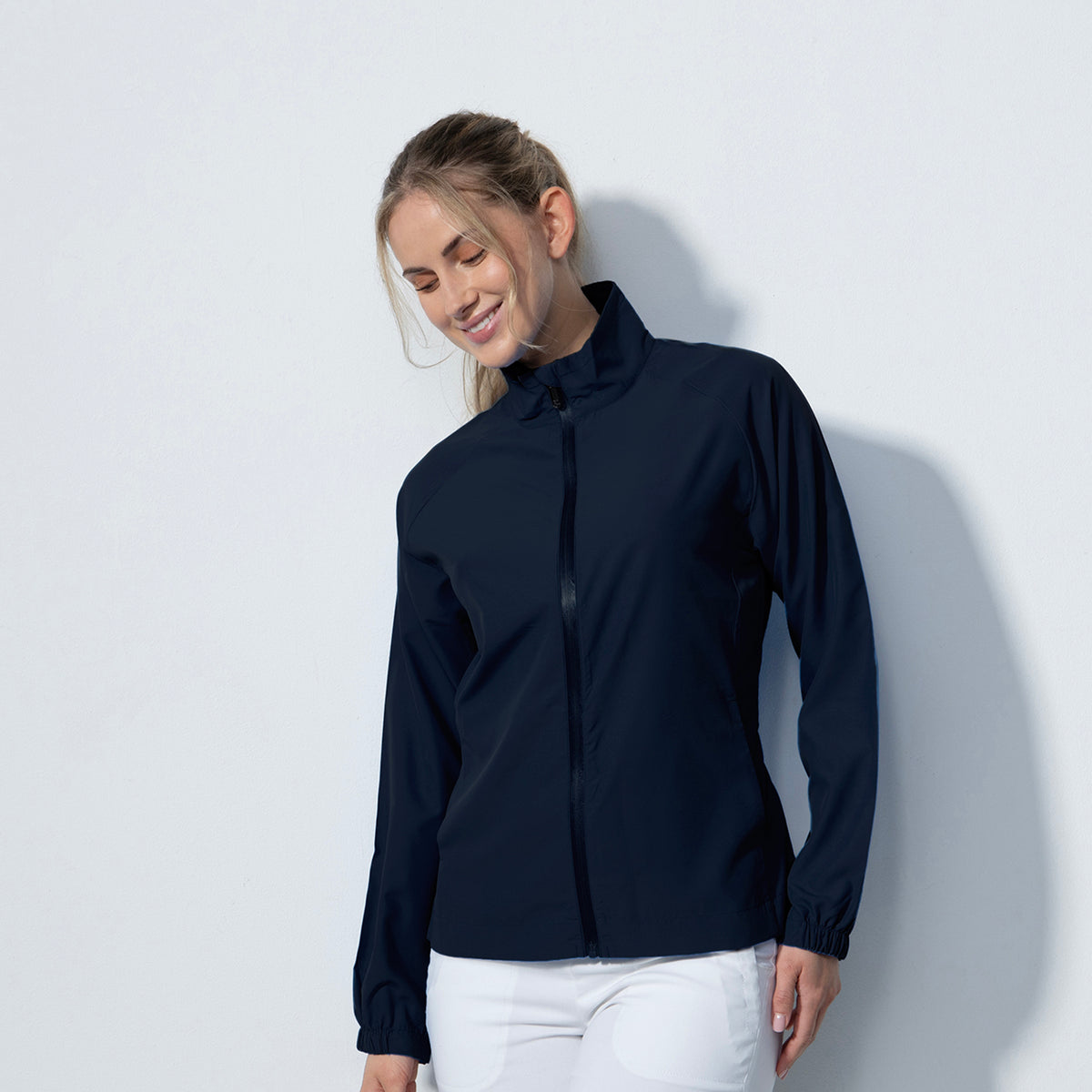 Daily Sports Ladies Full-Zip Lightweight Jacket in Navy - Ready for Every Forecast