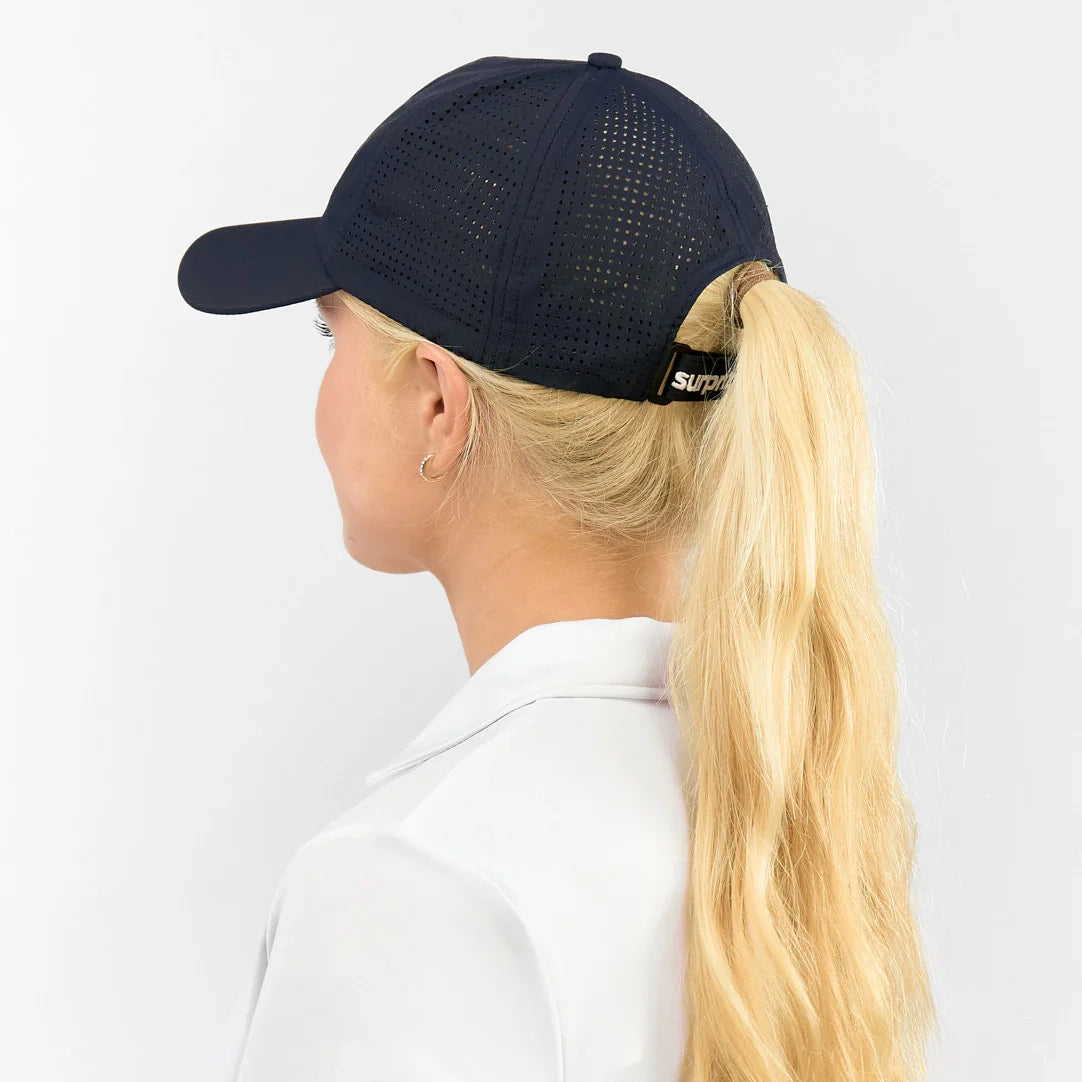 Surprizeshop Ladies Navy Vented Golf Cap with Magnetic Ball Marker