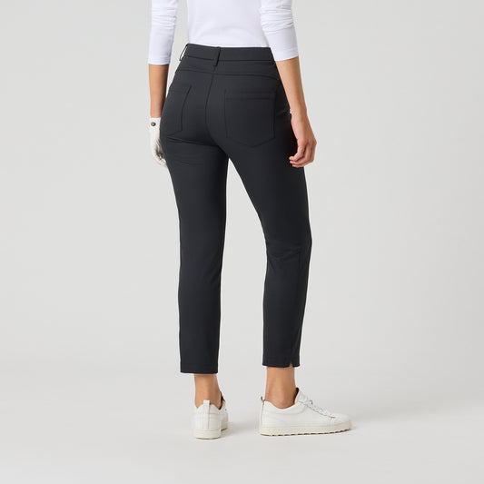 Daily Sports Ladies 7/8 Trousers in Black - The Wardrobe Essential with Timeless Appeal