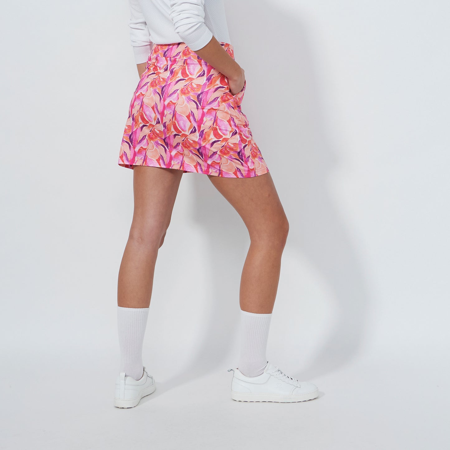 Daily Sports Ladies Quick Dry Pull-On Skort in Abstract Leaf Print