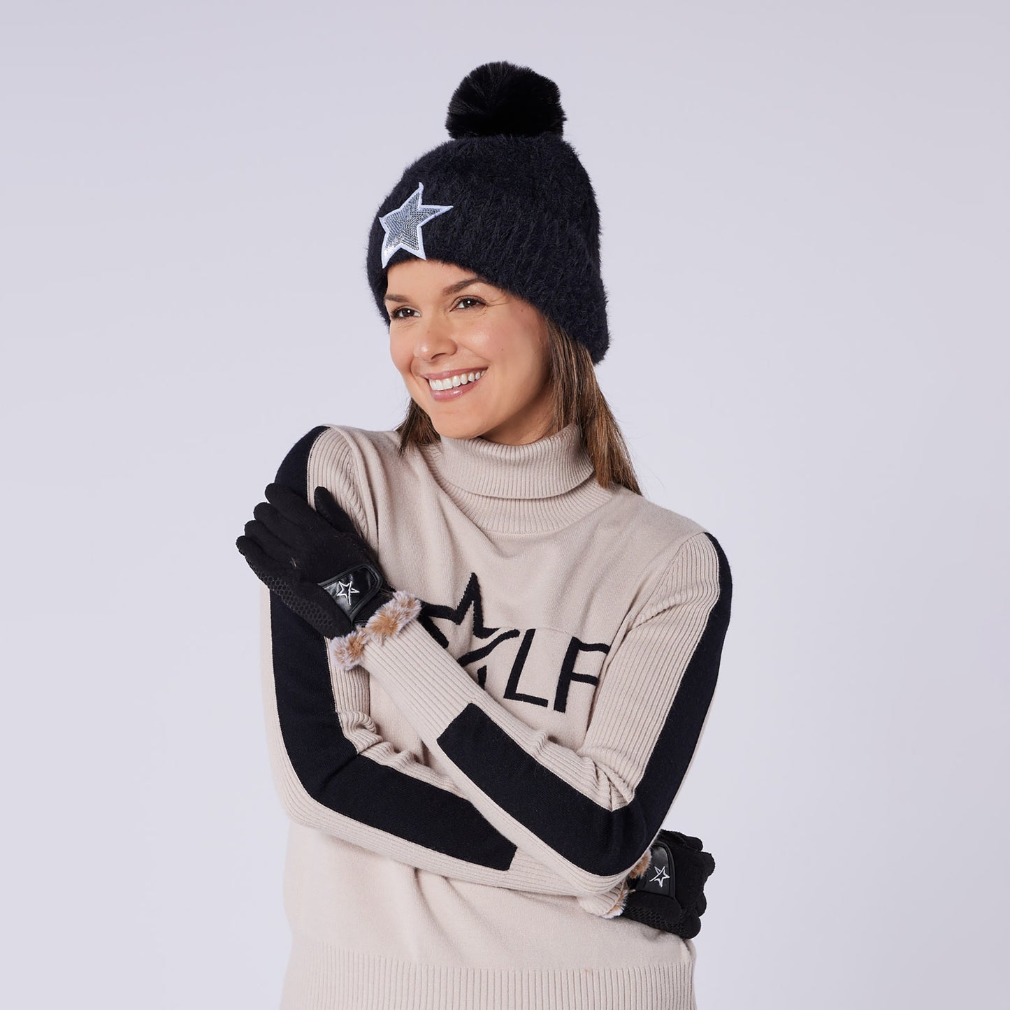 Swing Out Sister Ladies Winter Fleece Gloves with Faux Fur Trim in Black