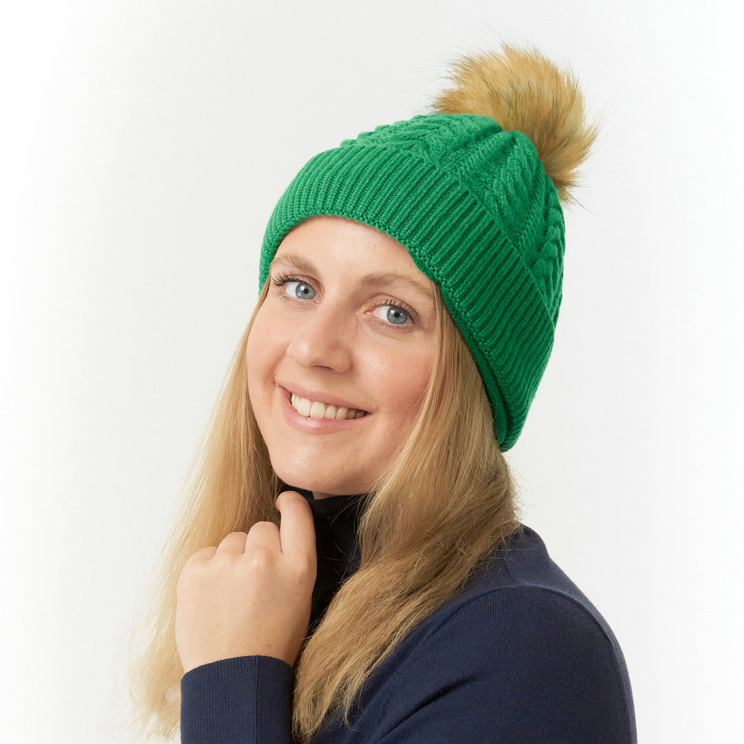 Surprizeshop Ladies Lined Waterproof Bobble Hat with Cable Knit Design